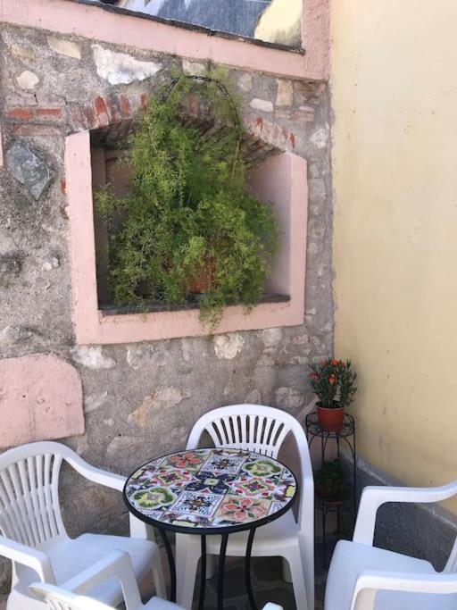 Corte Cardo Manerba del Garda Exterior foto